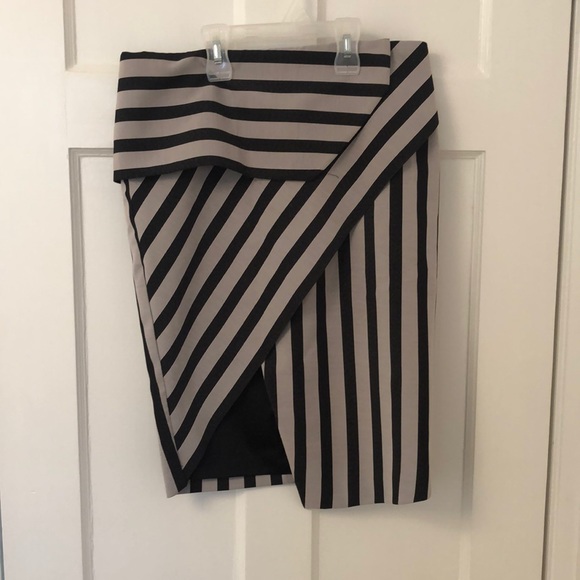 Mason Asymmetrical Skirt - Picture 3 of 5